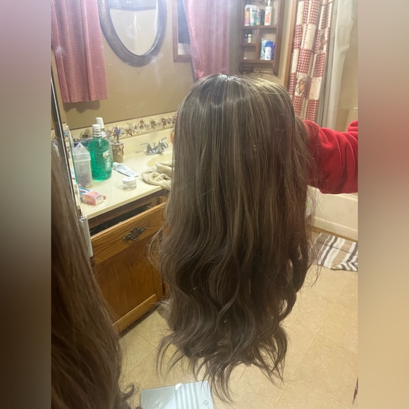 Synthetic wig - Picture 7 of 7